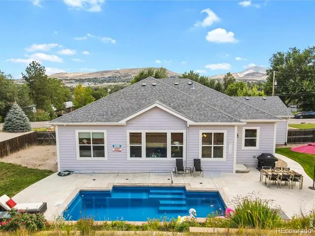 16519 W 15th Avenue Golden, CO 80401