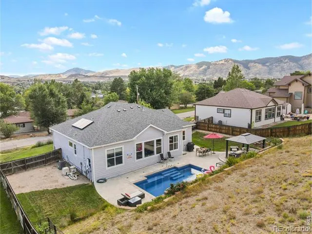 16519 W 15th Avenue Golden, CO 80401