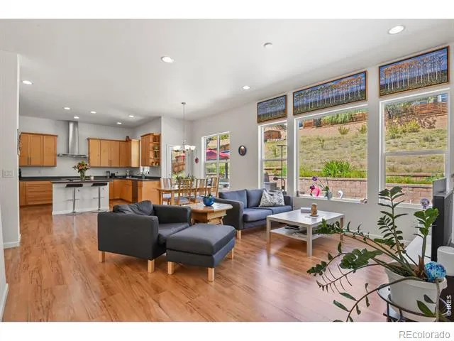 16519 W 15th Avenue Golden, CO 80401