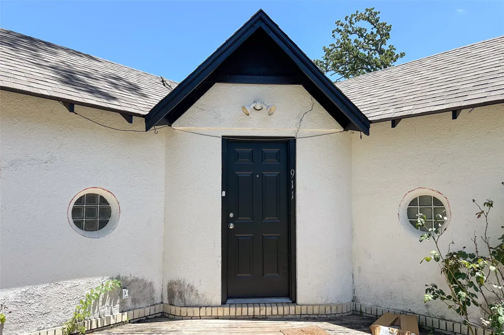 911 Alice Street Trinidad, TX 75163