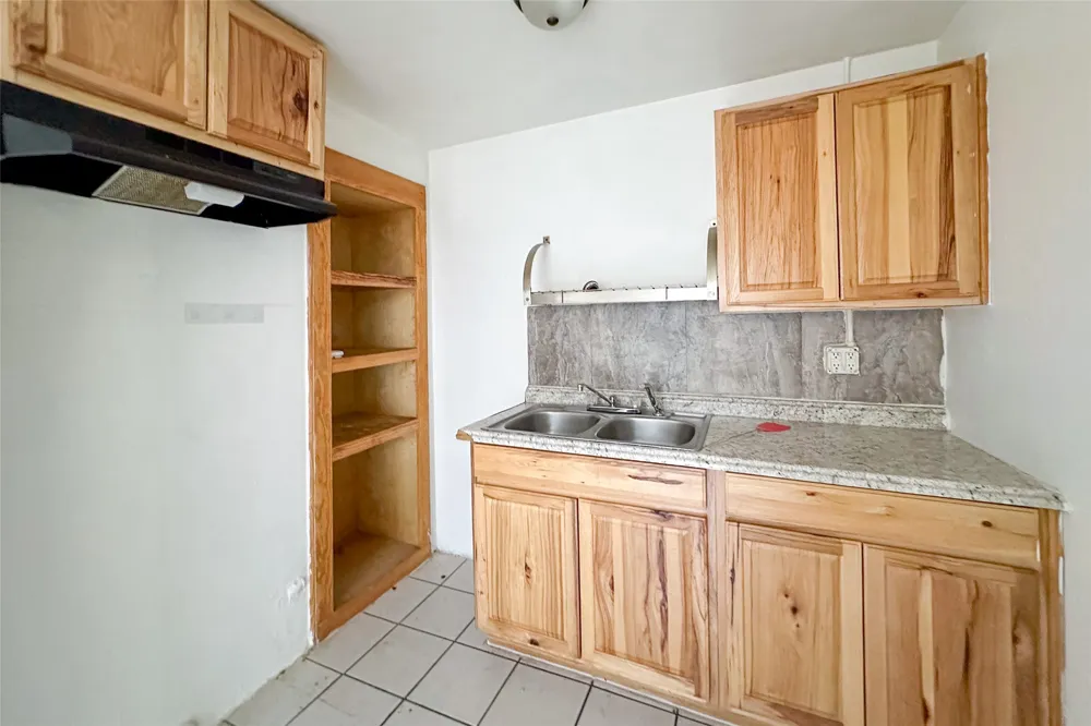 911 Alice Street Trinidad, TX 75163