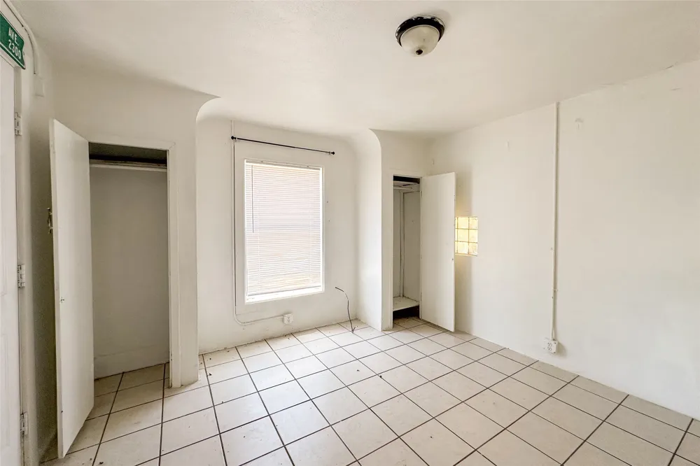 911 Alice Street Trinidad, TX 75163