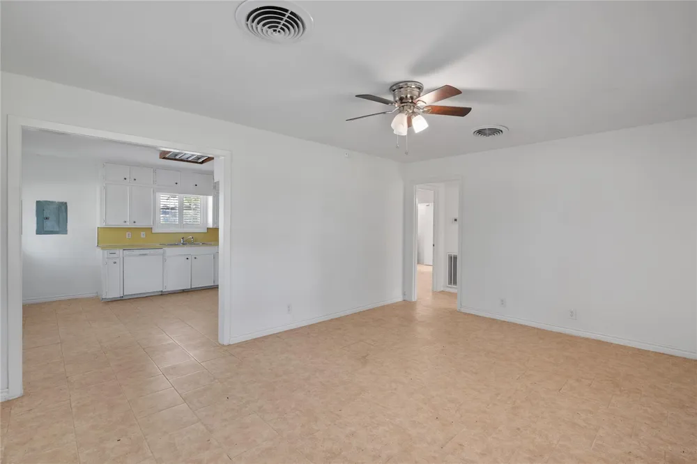 36622 Tompkins Road Hempstead, TX 77445