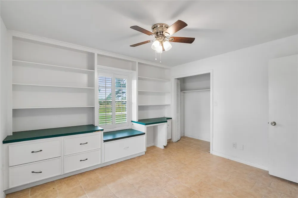 36622 Tompkins Road Hempstead, TX 77445