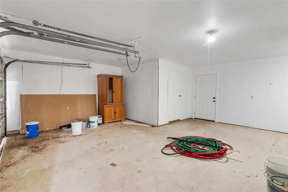 36622 Tompkins Road Hempstead, TX 77445