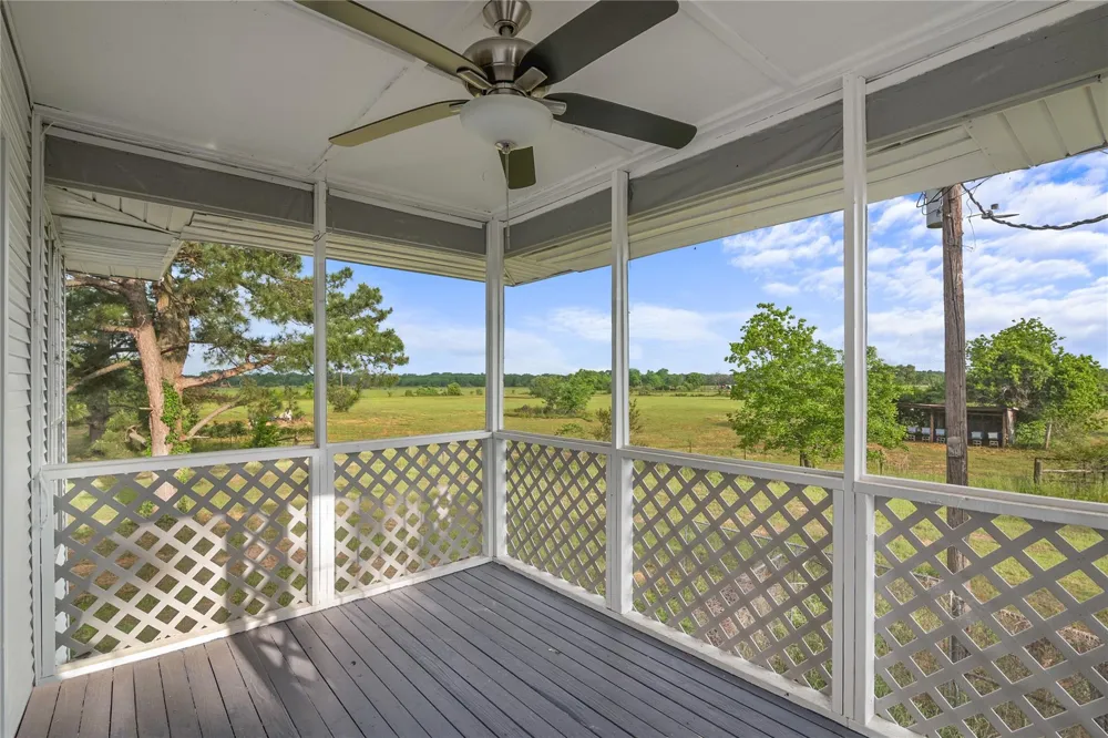 36622 Tompkins Road Hempstead, TX 77445