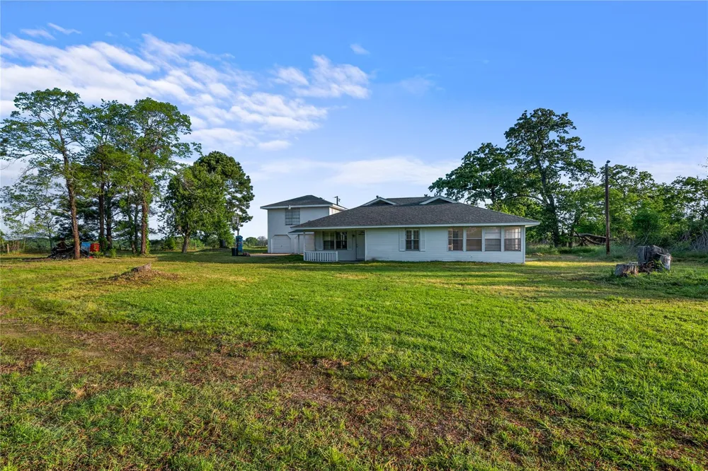 36622 Tompkins Road Hempstead, TX 77445