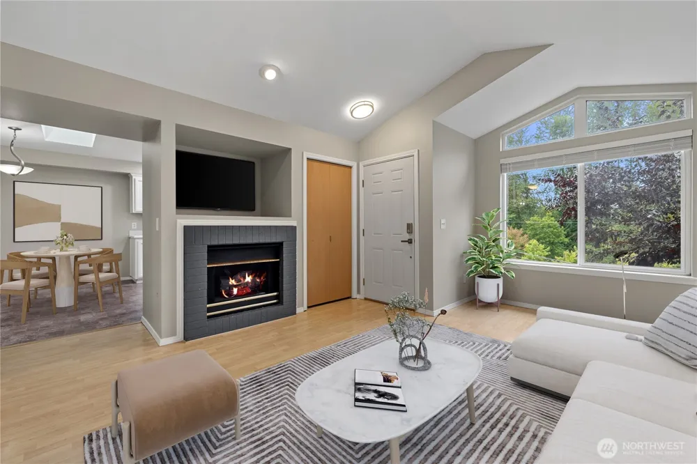 2210 Grade Road #2 Lake Stevens, WA 98258