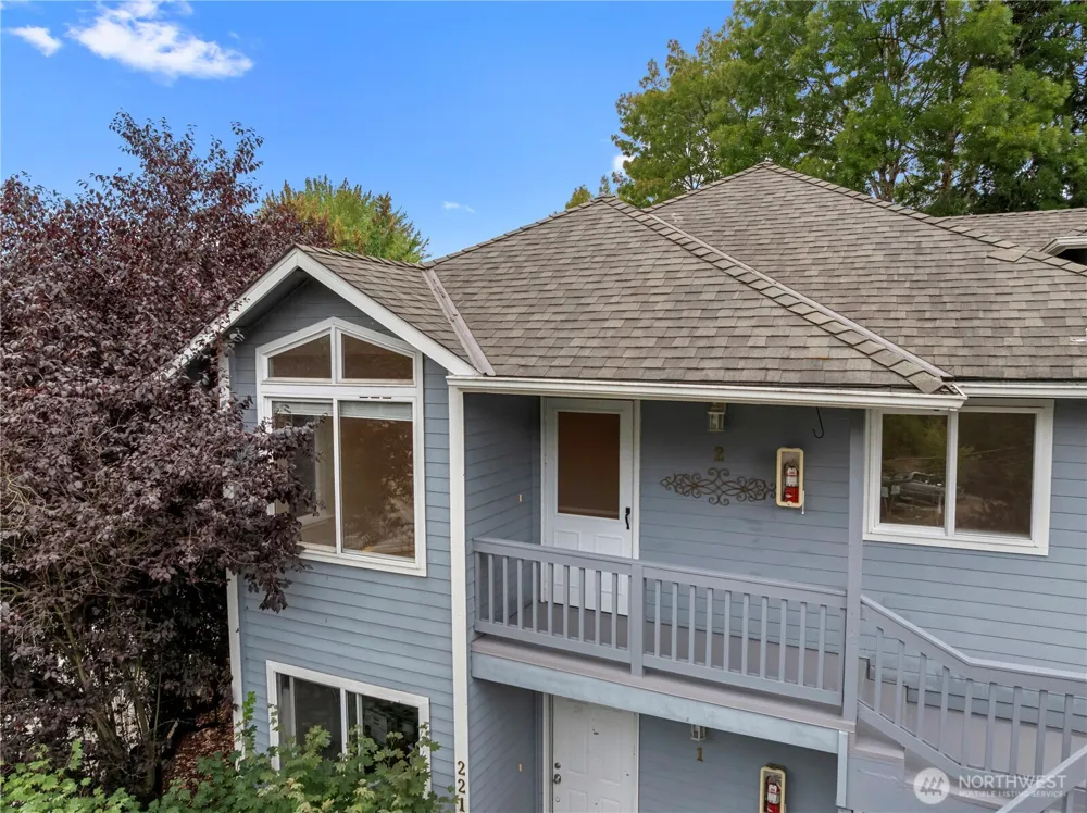 2210 Grade Road #2 Lake Stevens, WA 98258