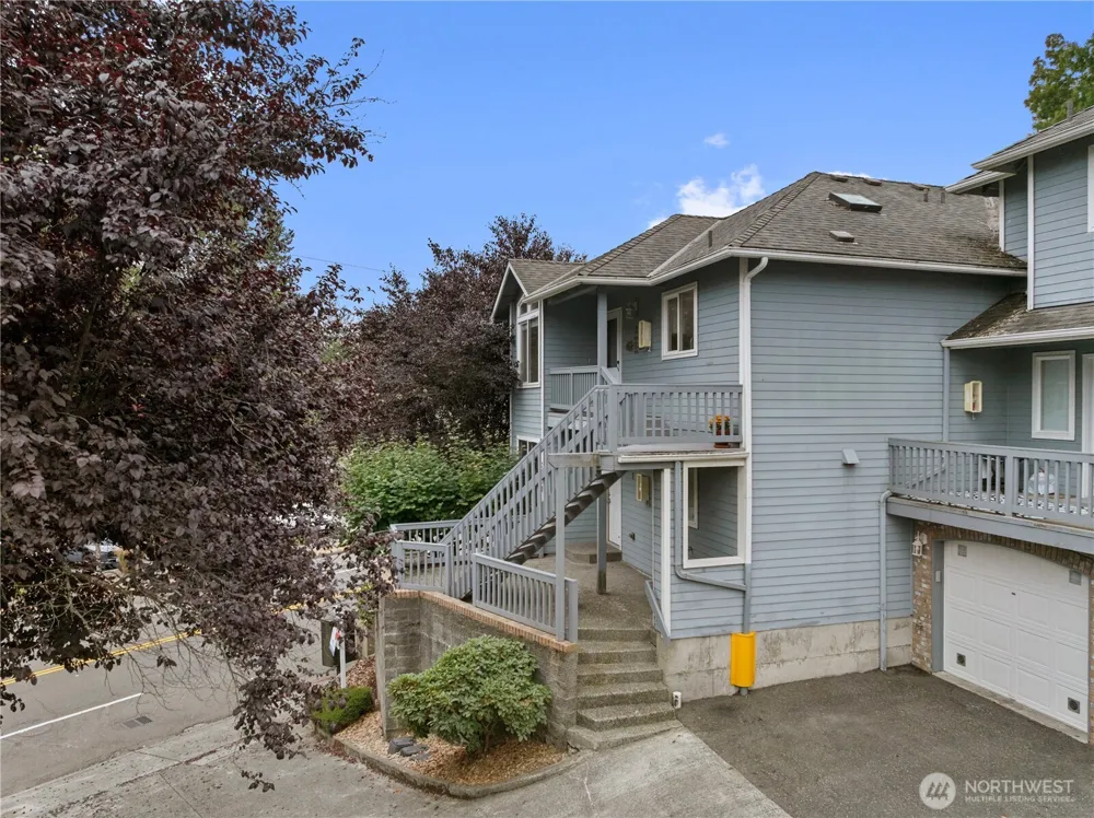 2210 Grade Road #2 Lake Stevens, WA 98258