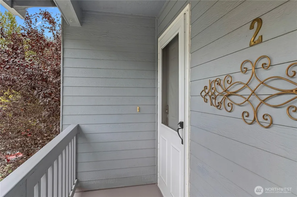 2210 Grade Road #2 Lake Stevens, WA 98258
