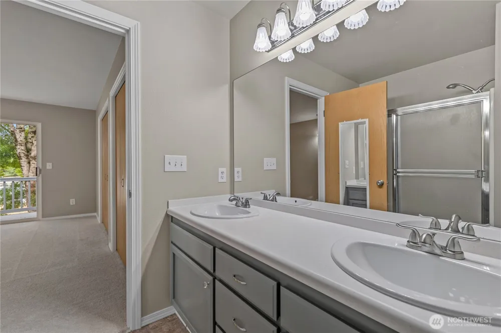 2210 Grade Road #2 Lake Stevens, WA 98258
