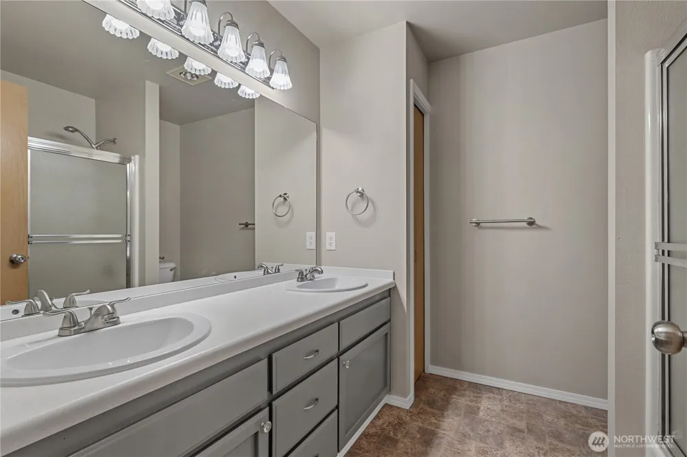 2210 Grade Road #2 Lake Stevens, WA 98258