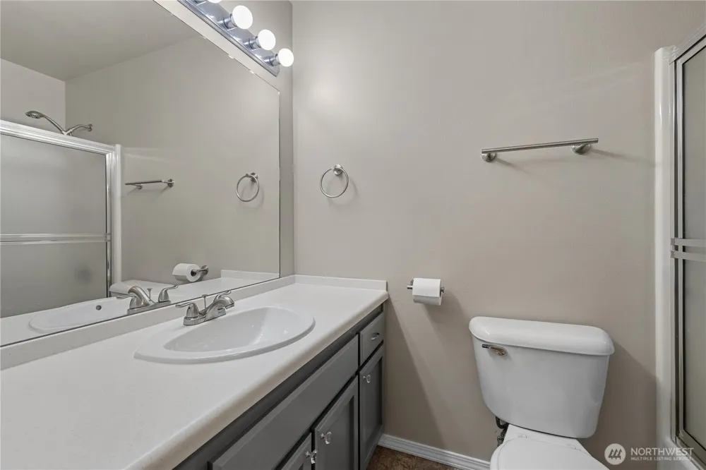 2210 Grade Road #2 Lake Stevens, WA 98258