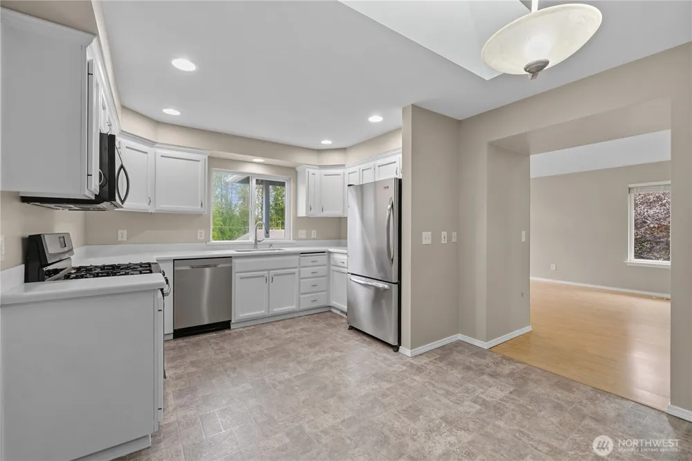 2210 Grade Road #2 Lake Stevens, WA 98258