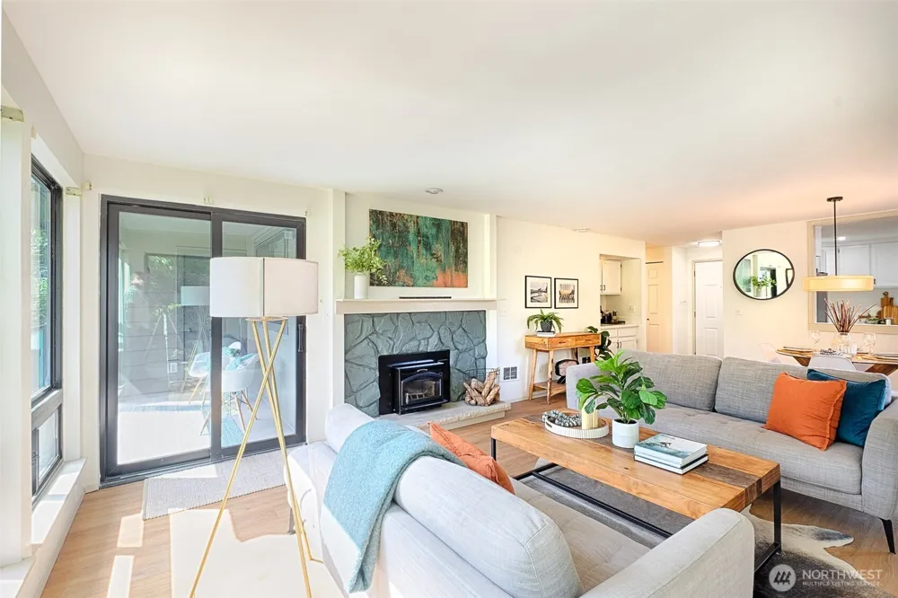 1800 105th Street #9-201 Seattle, WA 98133