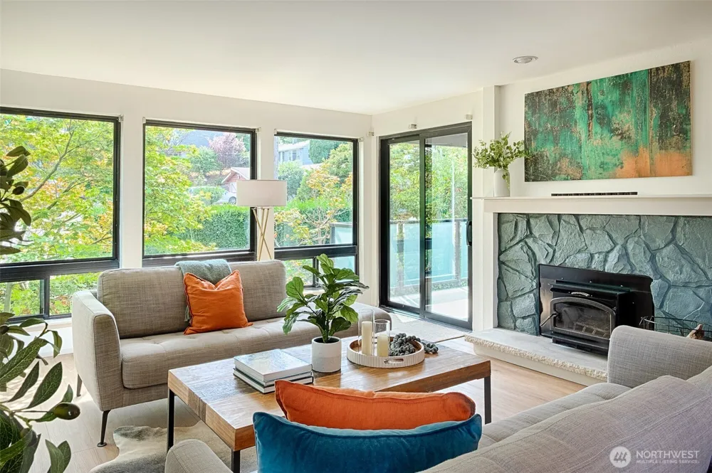 1800 105th Street #9-201 Seattle, WA 98133