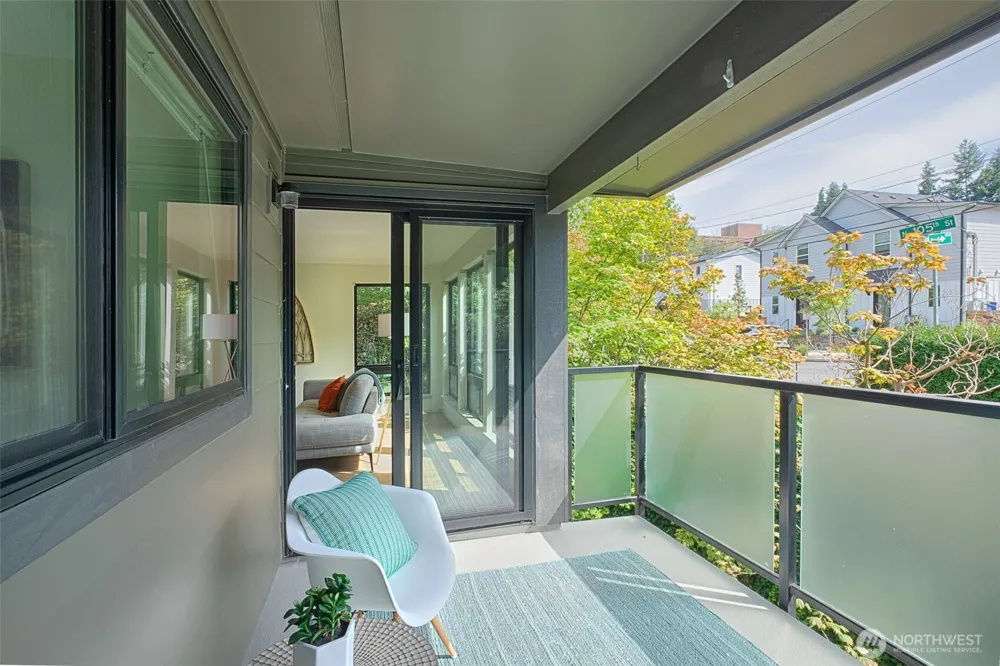 1800 105th Street #9-201 Seattle, WA 98133