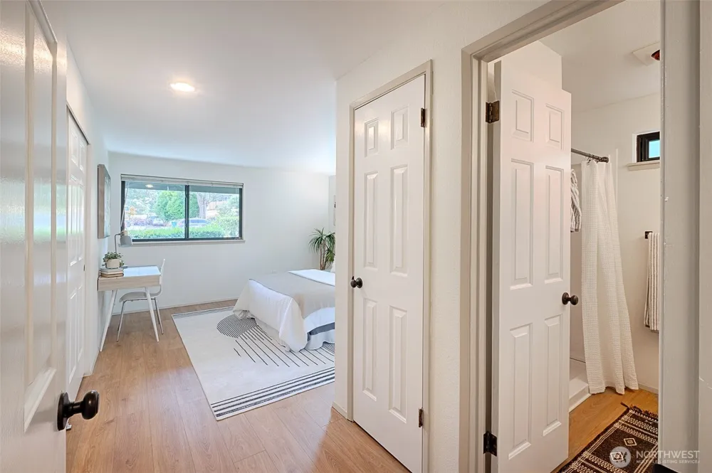 1800 105th Street #9-201 Seattle, WA 98133