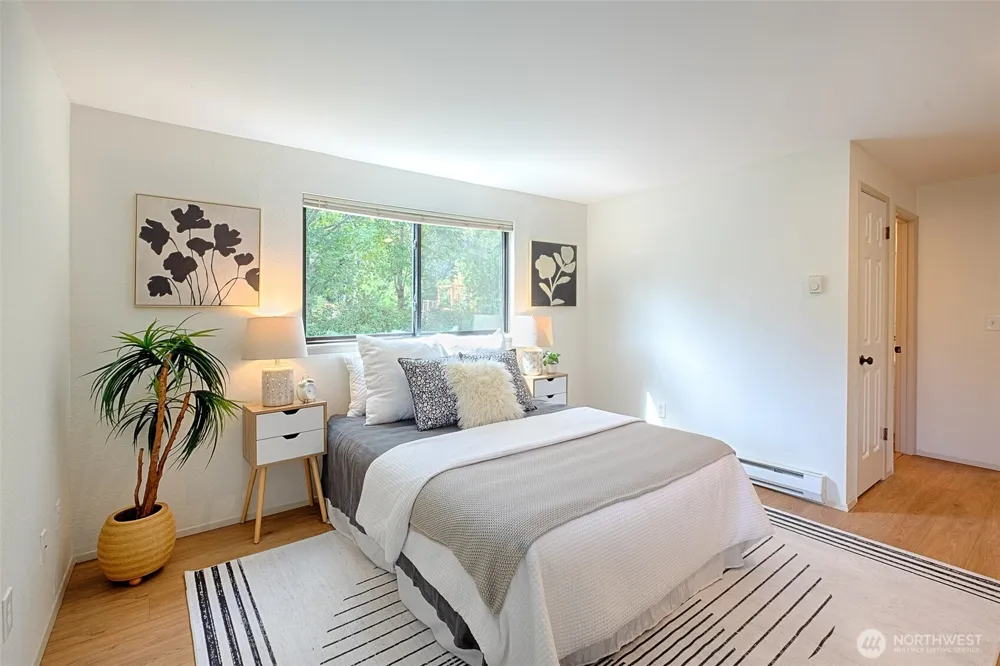 1800 105th Street #9-201 Seattle, WA 98133