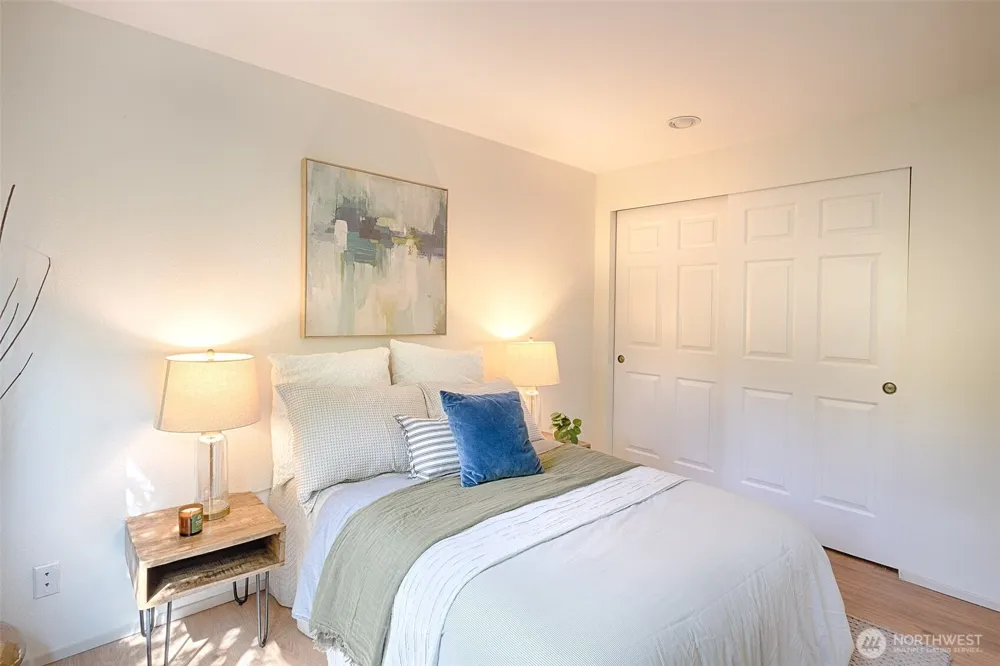 1800 105th Street #9-201 Seattle, WA 98133