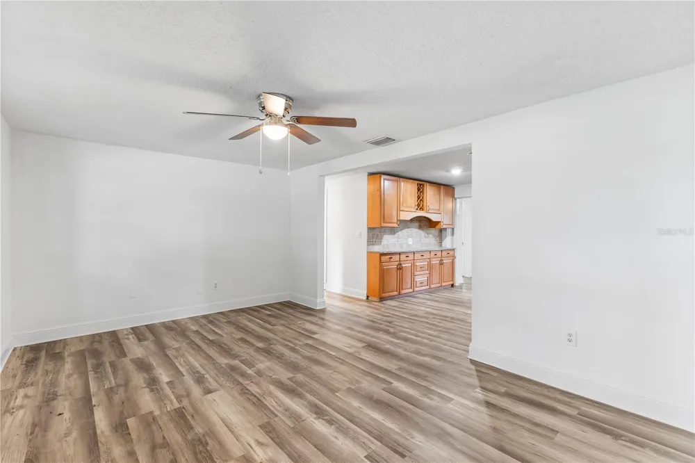 3308 BAINBRIDGE DRIVE Holiday, FL 34691