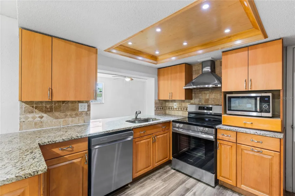 3308 BAINBRIDGE DRIVE Holiday, FL 34691