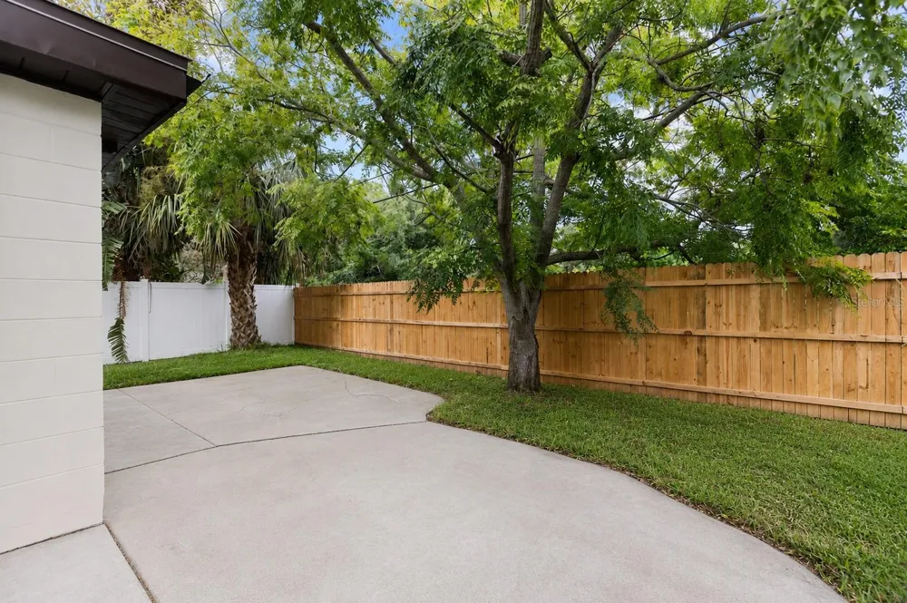 3308 BAINBRIDGE DRIVE Holiday, FL 34691