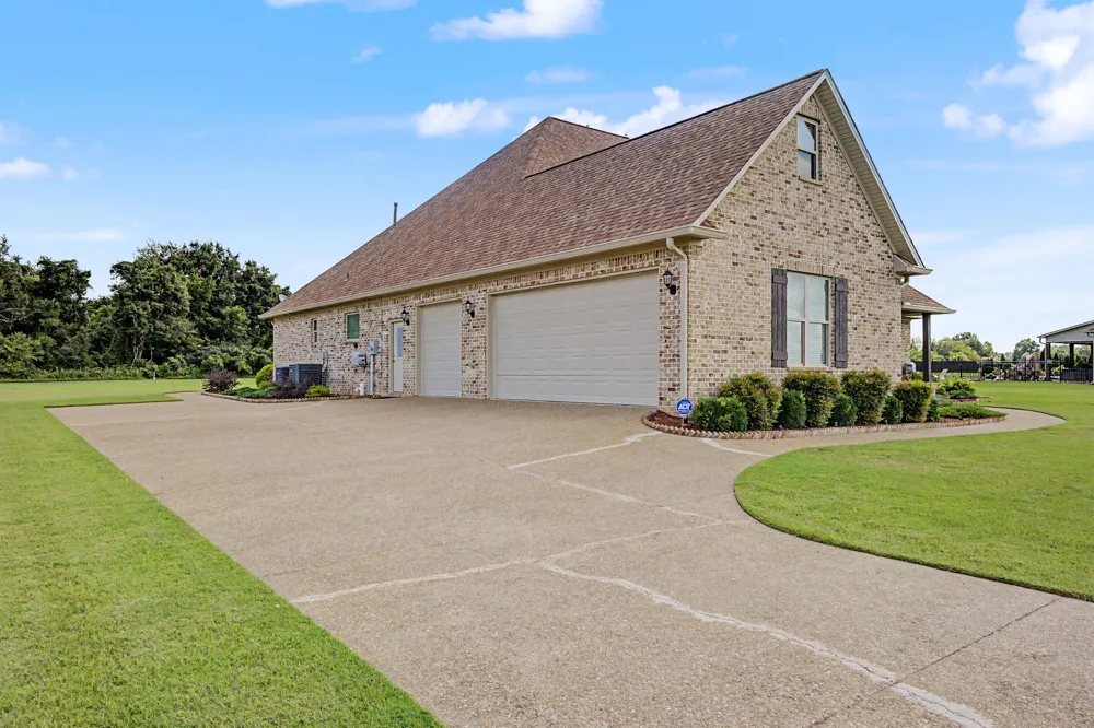 22 Hale Farm Rd Humboldt, TN 38343