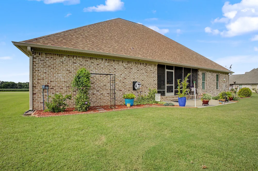 22 Hale Farm Rd Humboldt, TN 38343