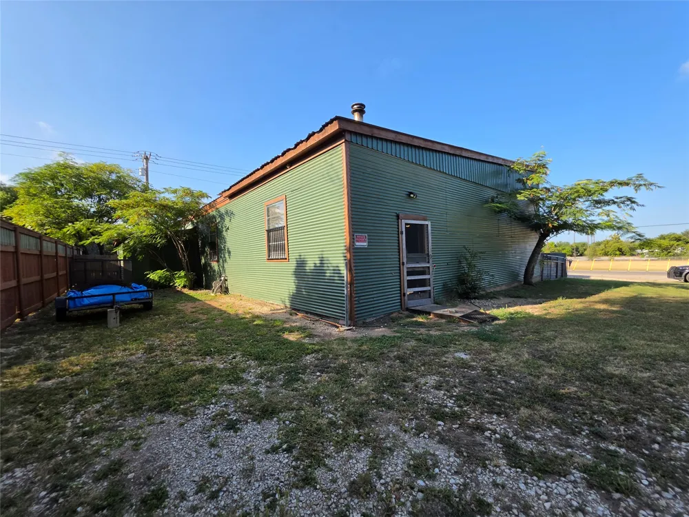 1100 Main Street Liberty Hill, TX 78642