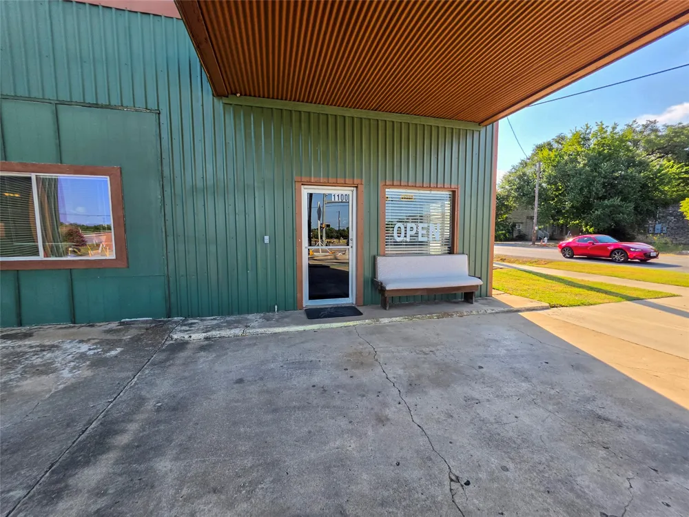 1100 Main Street Liberty Hill, TX 78642