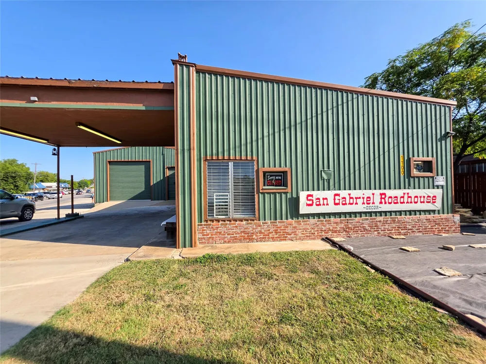1100 Main Street Liberty Hill, TX 78642