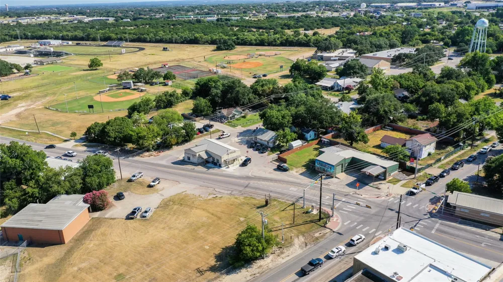 1100 Main Street Liberty Hill, TX 78642
