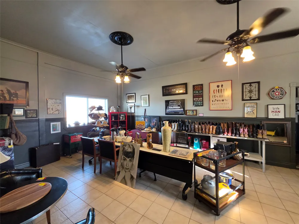 1100 Main Street Liberty Hill, TX 78642
