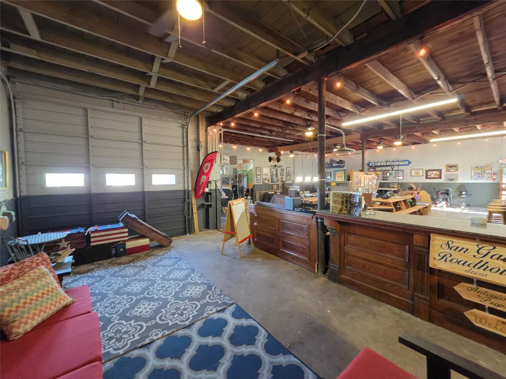 1100 Main Street Liberty Hill, TX 78642