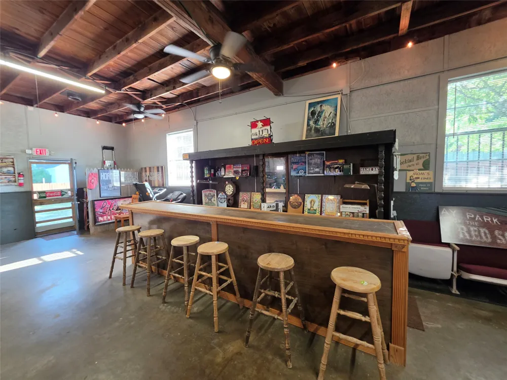 1100 Main Street Liberty Hill, TX 78642
