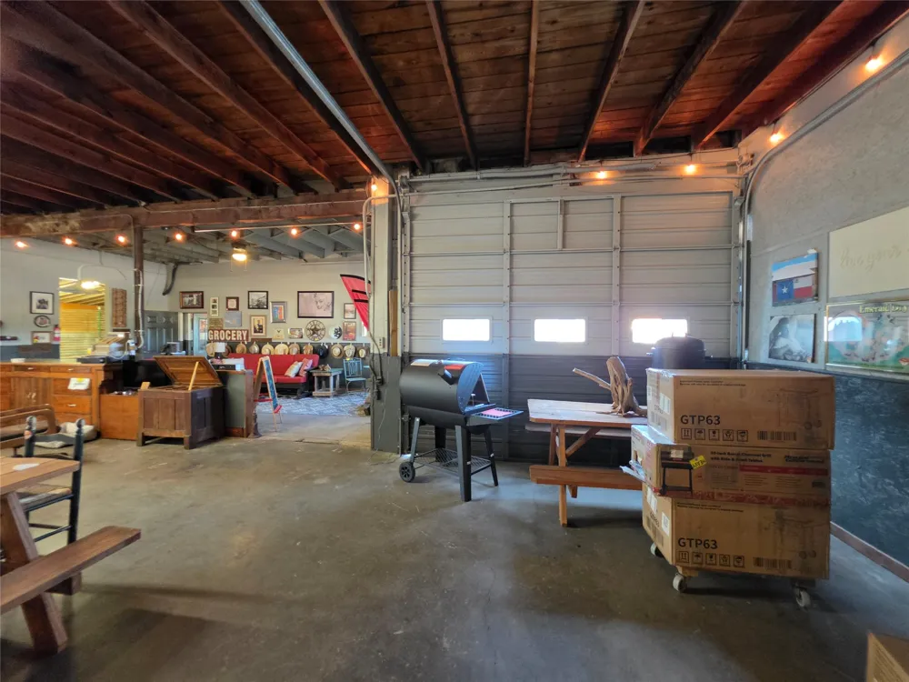 1100 Main Street Liberty Hill, TX 78642