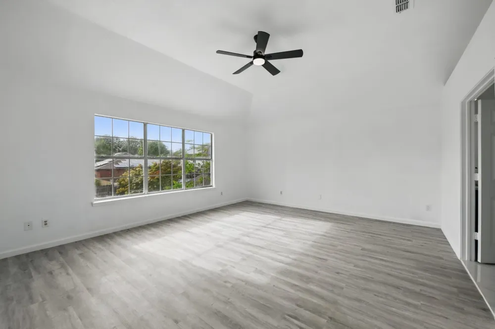 6833 Lyndale Drive Watauga, TX 76148