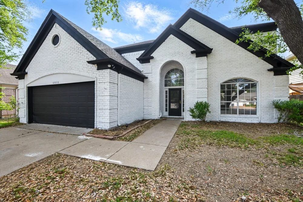 6833 Lyndale Drive Watauga, TX 76148