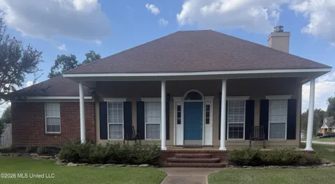 12 Windwood Cove