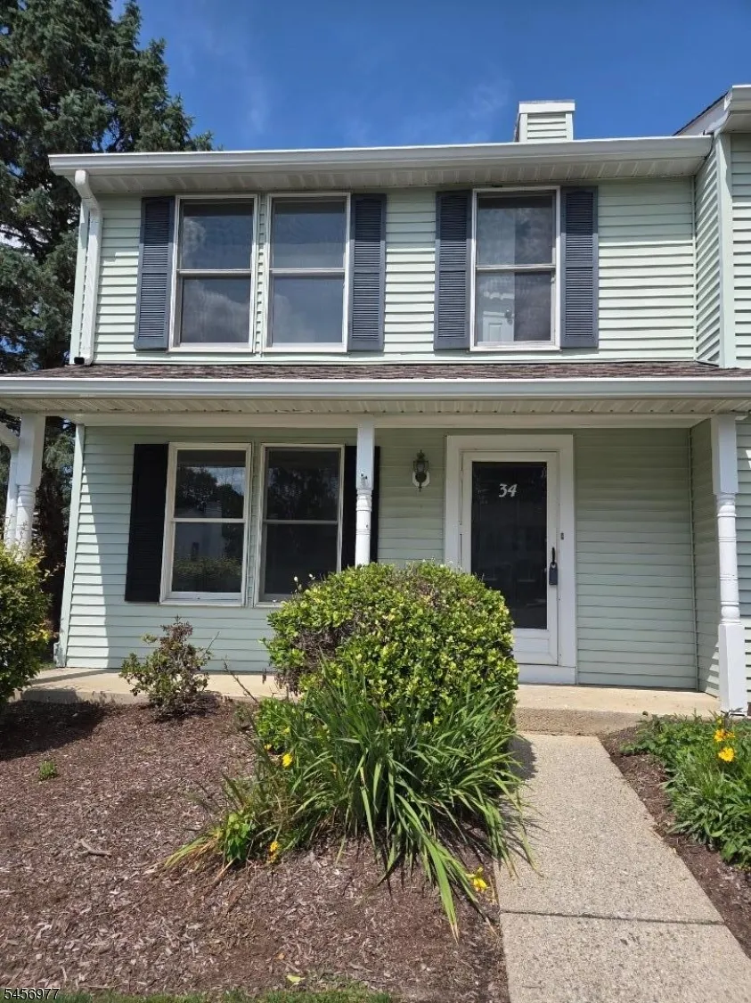 34 Ben Franklin Dr Franklin, NJ 07416