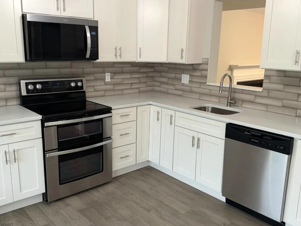 34 Ben Franklin Dr Franklin, NJ 07416