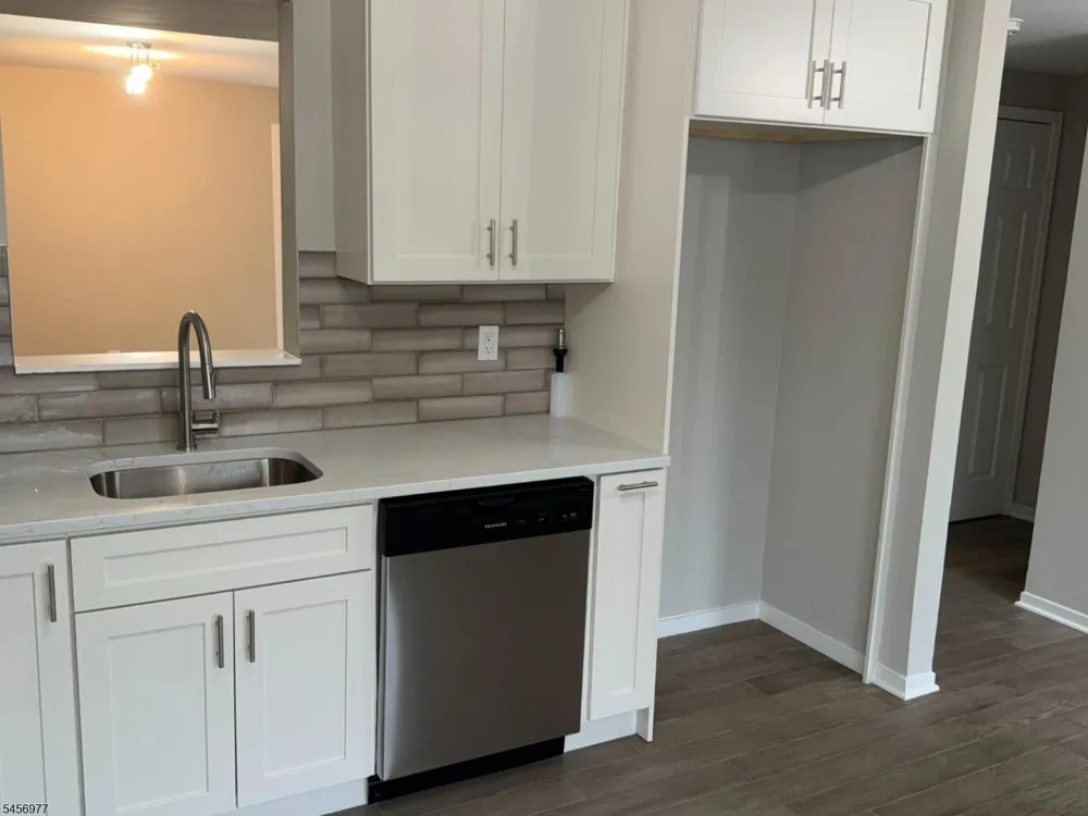 34 Ben Franklin Dr Franklin, NJ 07416