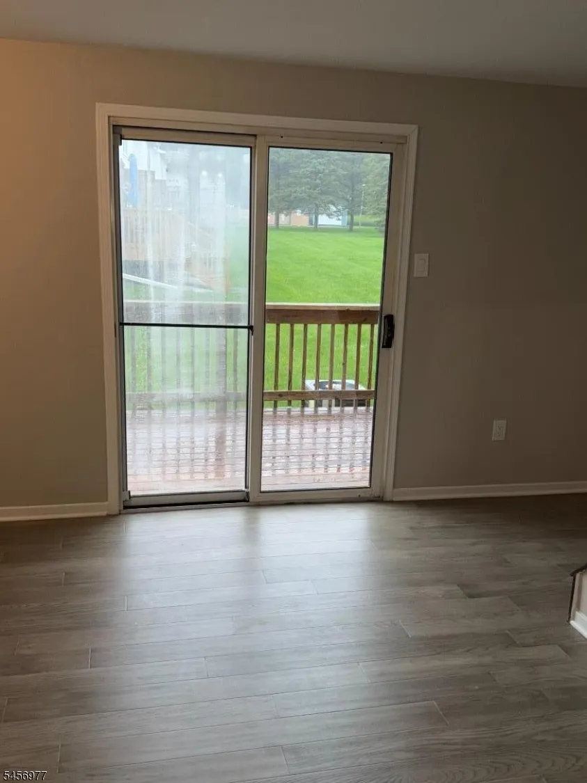 34 Ben Franklin Dr Franklin, NJ 07416