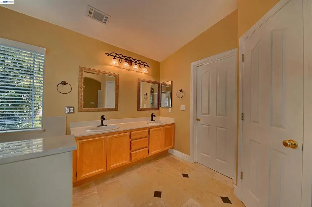 6472 Owl Way Livermore, CA 94551