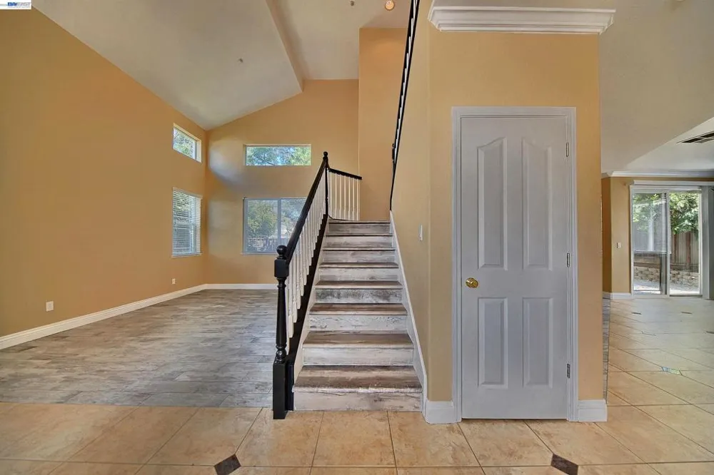 6472 Owl Way Livermore, CA 94551