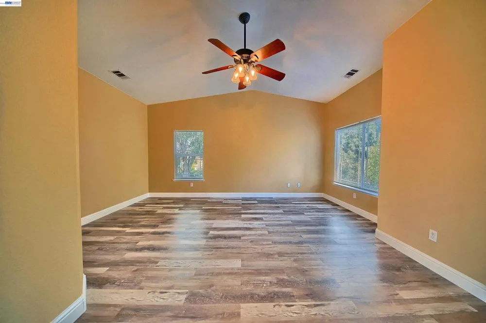 6472 Owl Way Livermore, CA 94551