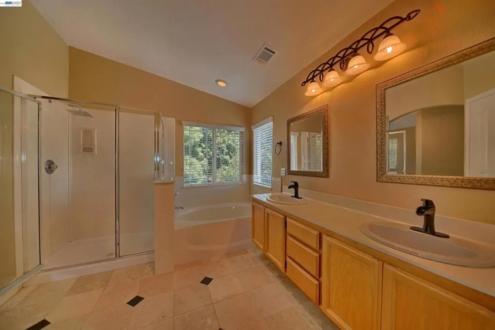 6472 Owl Way Livermore, CA 94551