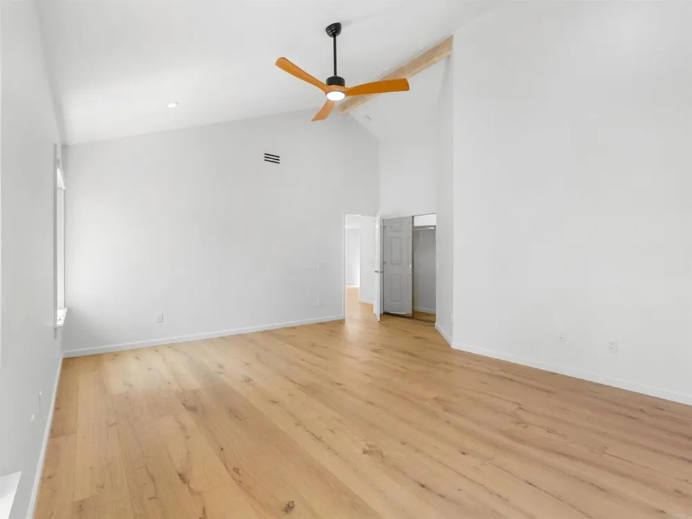 4957 Alicante Way Oceanside, CA 92056